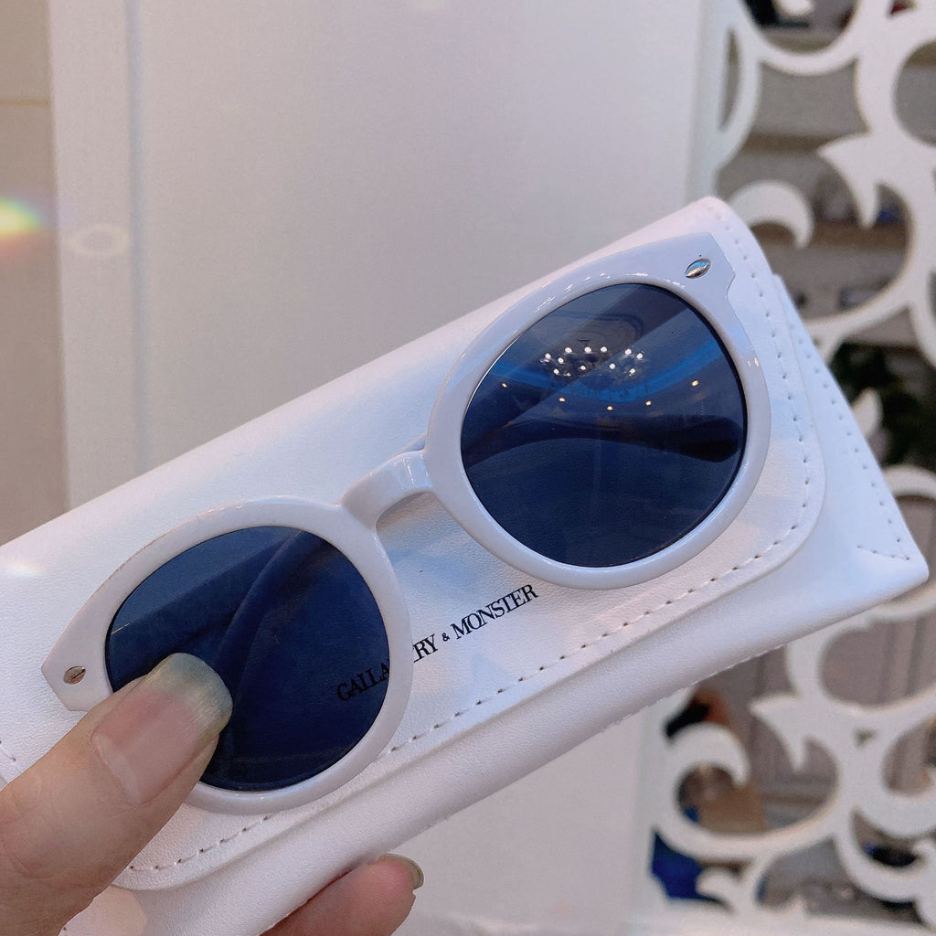 Kids Cool Essentials Bundle – UV Sunglasses, Car Case & Mini Bear Fan | N.C.C (Copy)